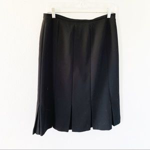 Jones Studio Black Pencil Skirt Pleated Hem Sz 8